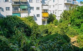 Fully Renovated And Relaxing Apartment
